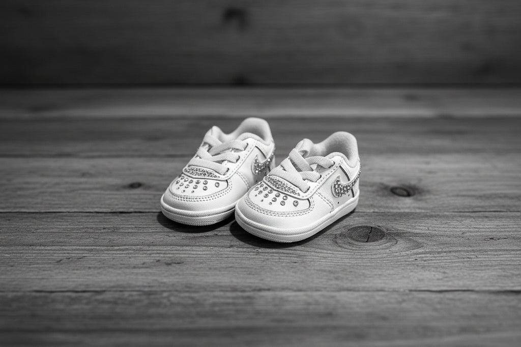 Custom Baby Nike Air Force 1 – Size 1C
Hand-dazzled with genuine diamonds
💎 One of One